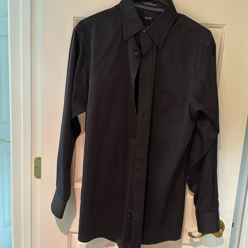 Black button down IZOD dress shirt